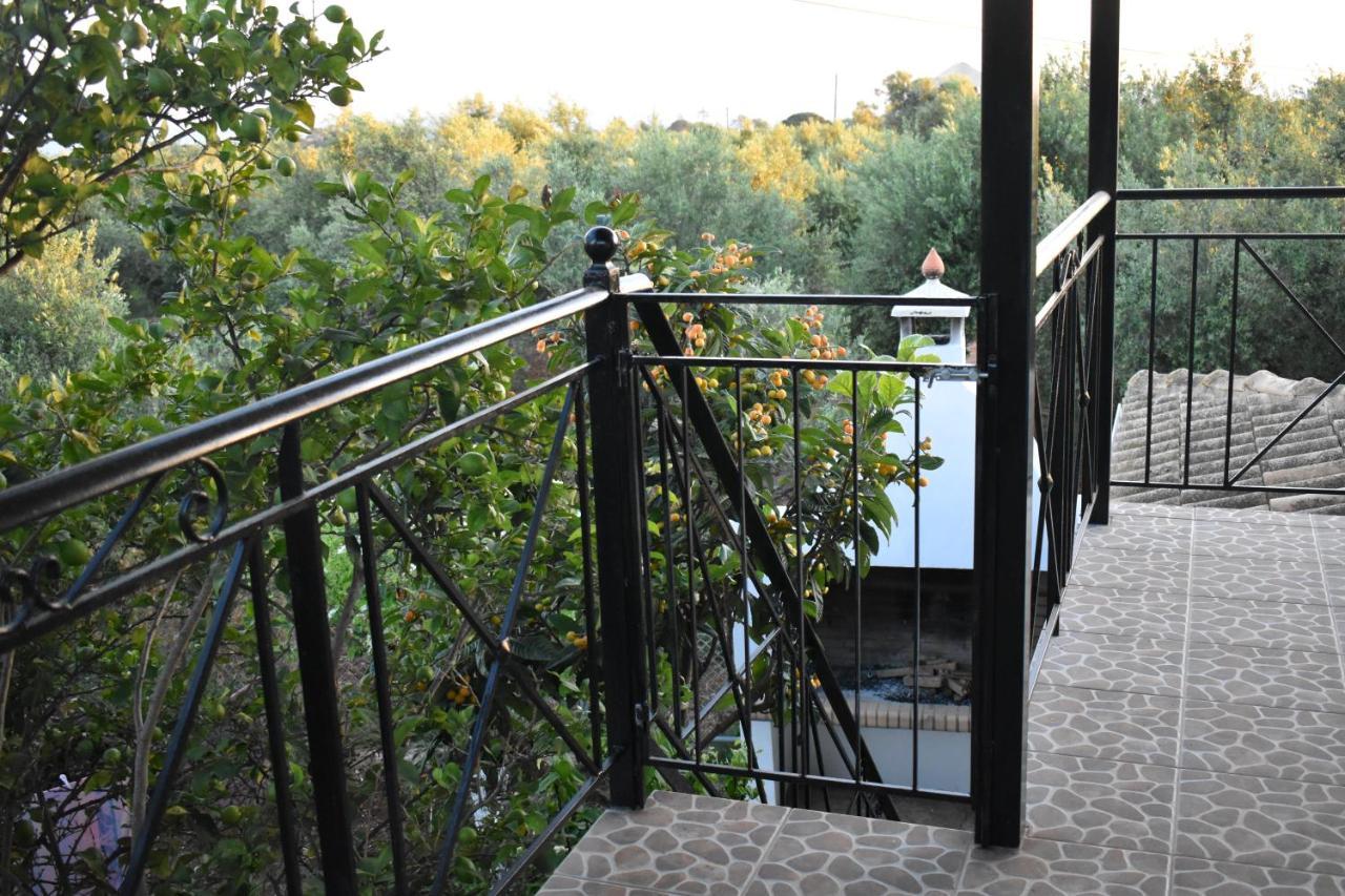 Pigadia Villa Vromonérion Dış mekan fotoğraf