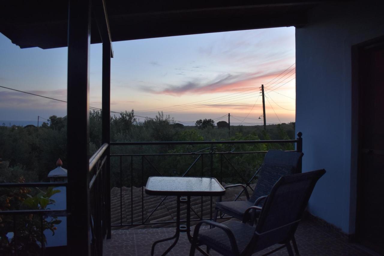 Pigadia Villa Vromonérion Dış mekan fotoğraf