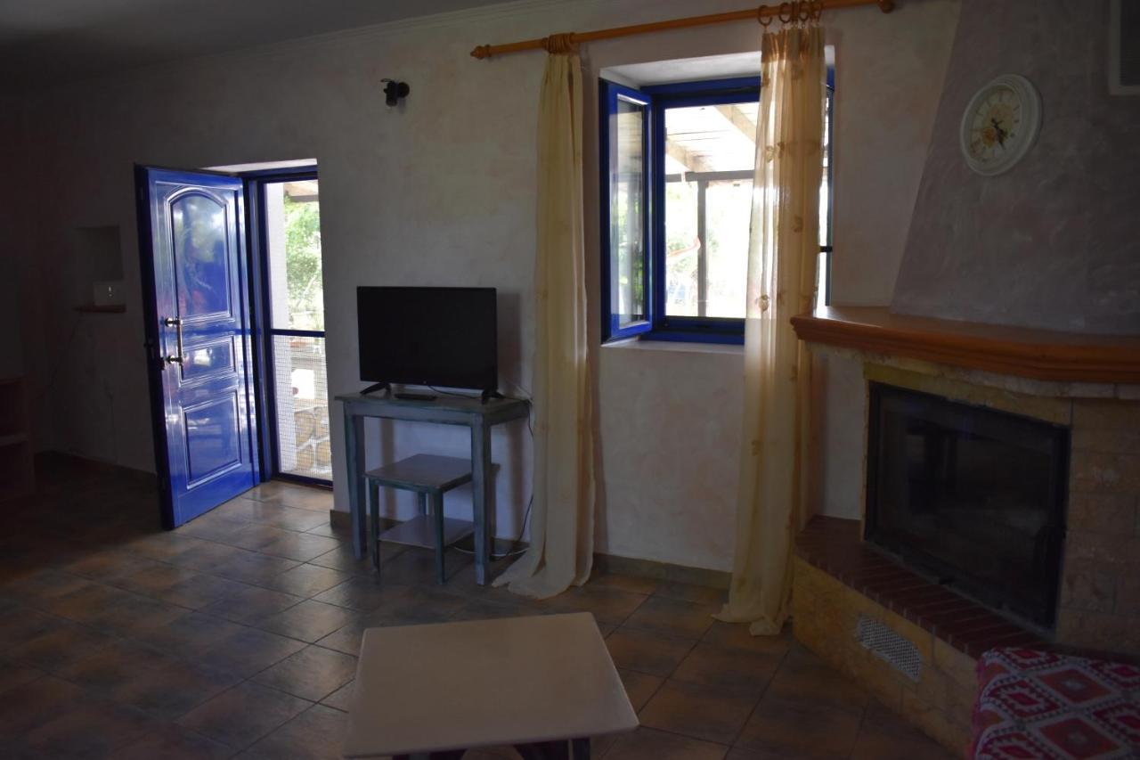 Pigadia Villa Vromonérion Dış mekan fotoğraf